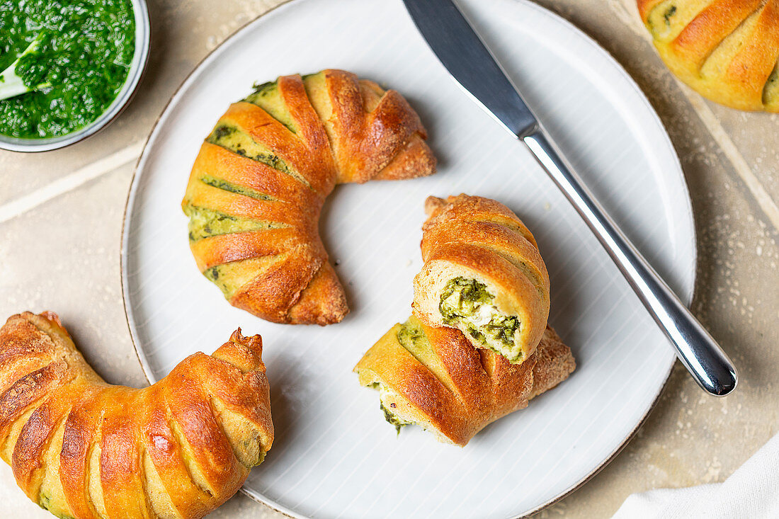 Stuffed wild garlic croissants with feta