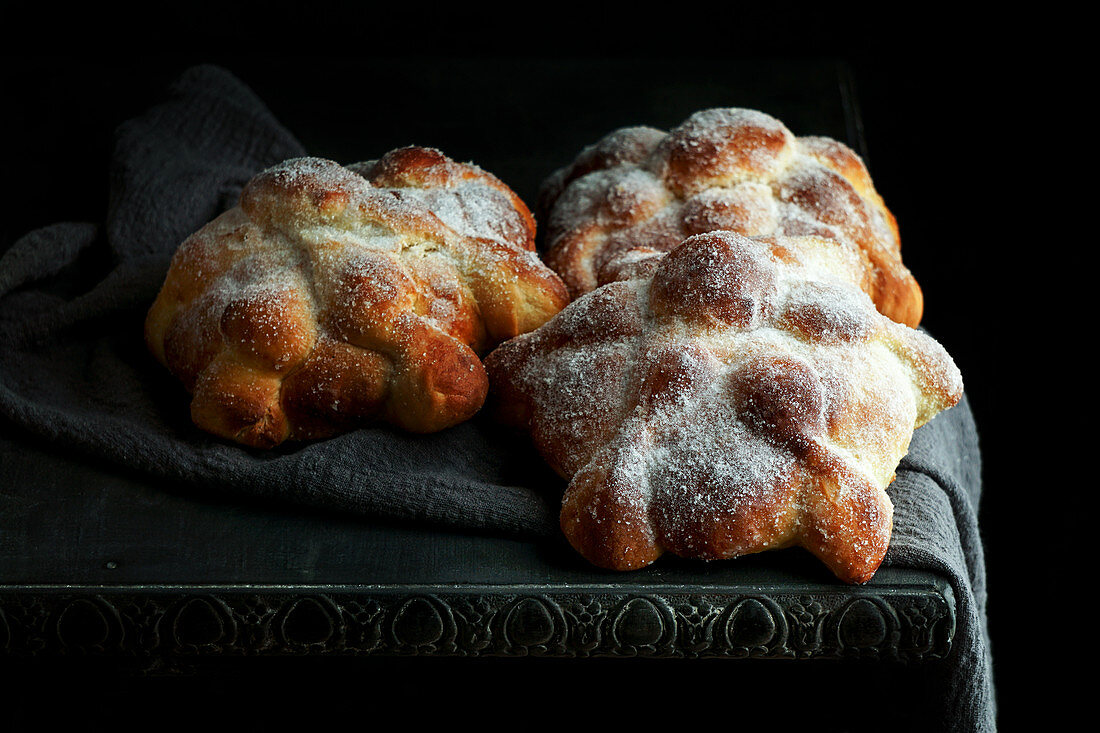 Pan de Muerto - 'Brot der Toten' aus Mexiko