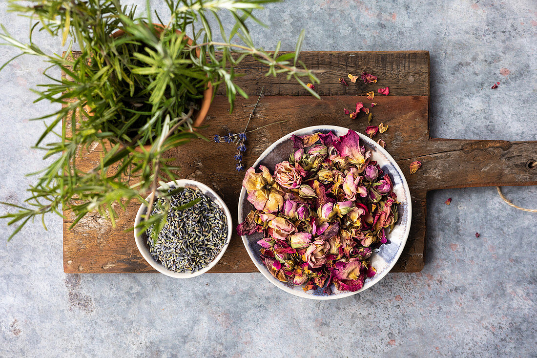 Edible dried petals - lavender, rose petals, rosemary