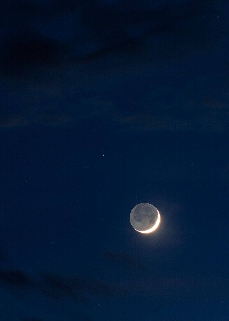 Crescent Moon and Earthshine