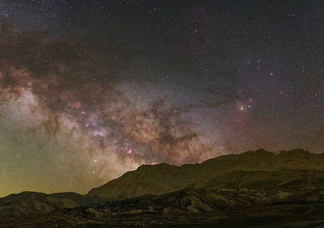 Milky Way rising over mountains