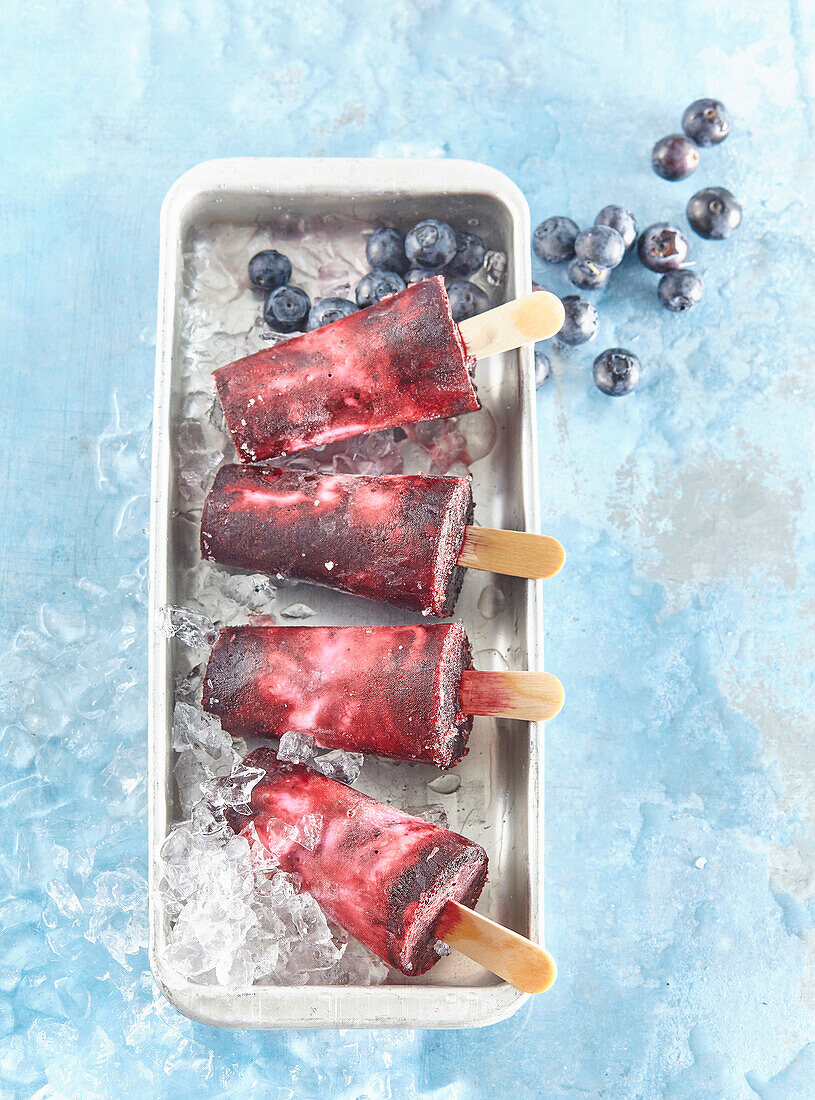 Blueberry and vanilla cream ice lollies