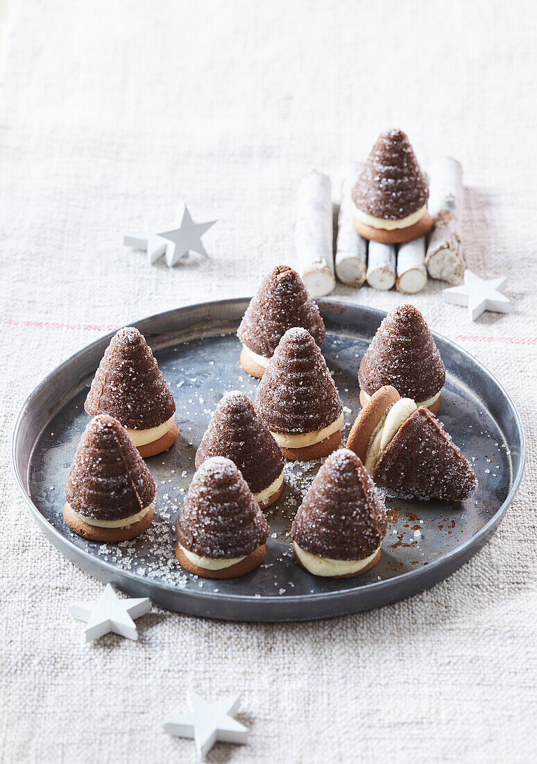 Christmas beehive biscuits