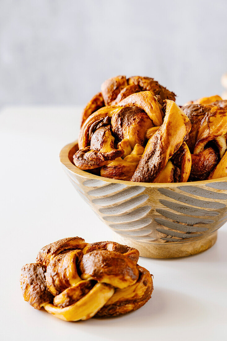 babka buns with chocolate spread ingredient