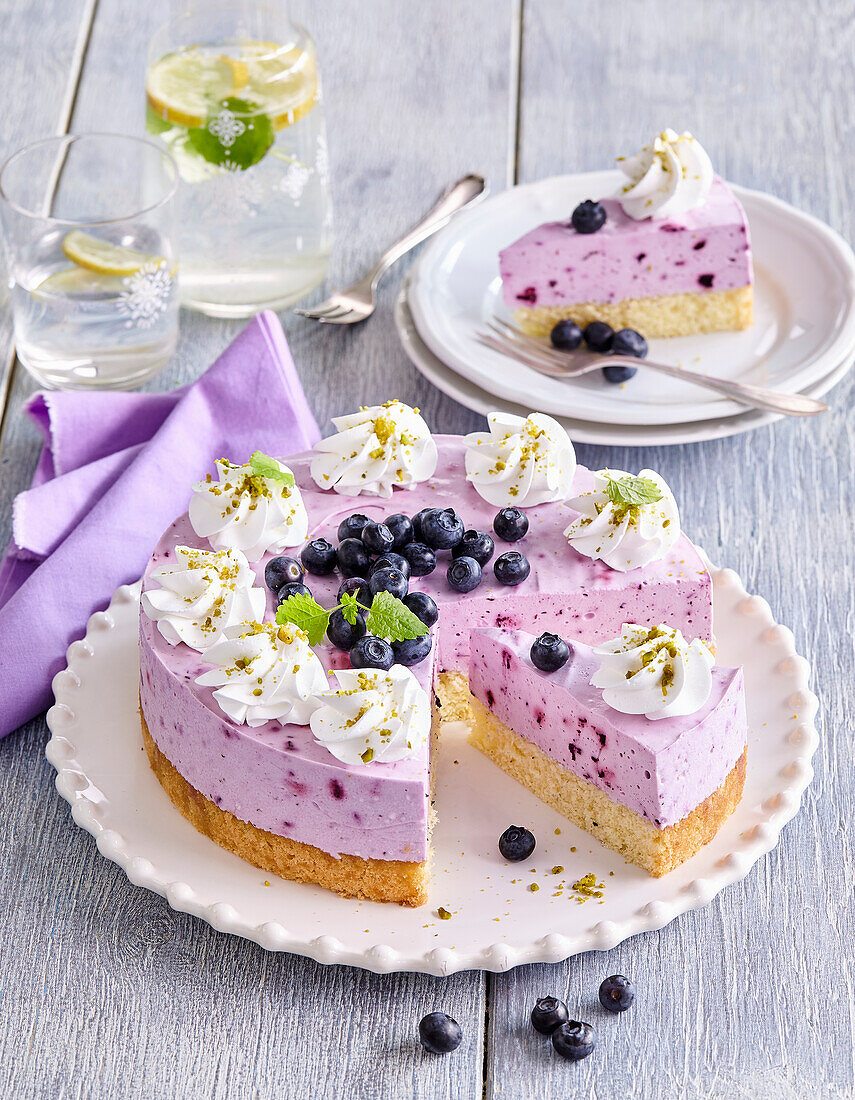 Blueberry custard tart with cream
