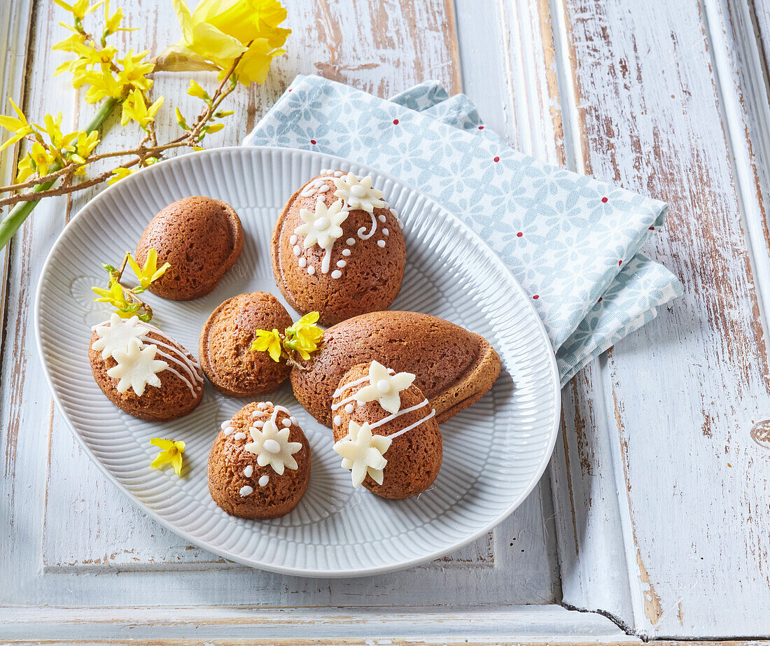 Easter marchpane eggs