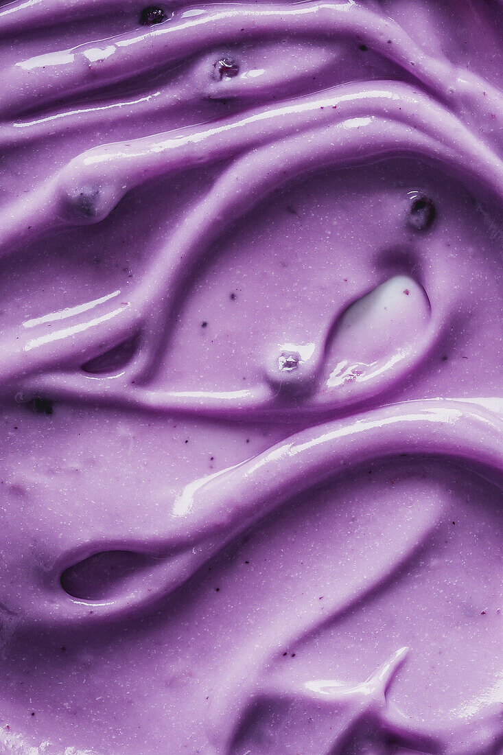 Blueberry vegan yoghurt swirls