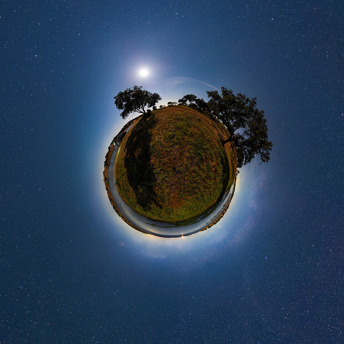 Moonlight lake, Portugal, 360 degree view