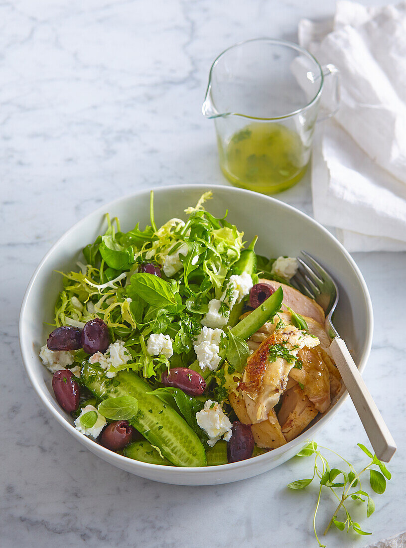 Mediterranean salad with chicken