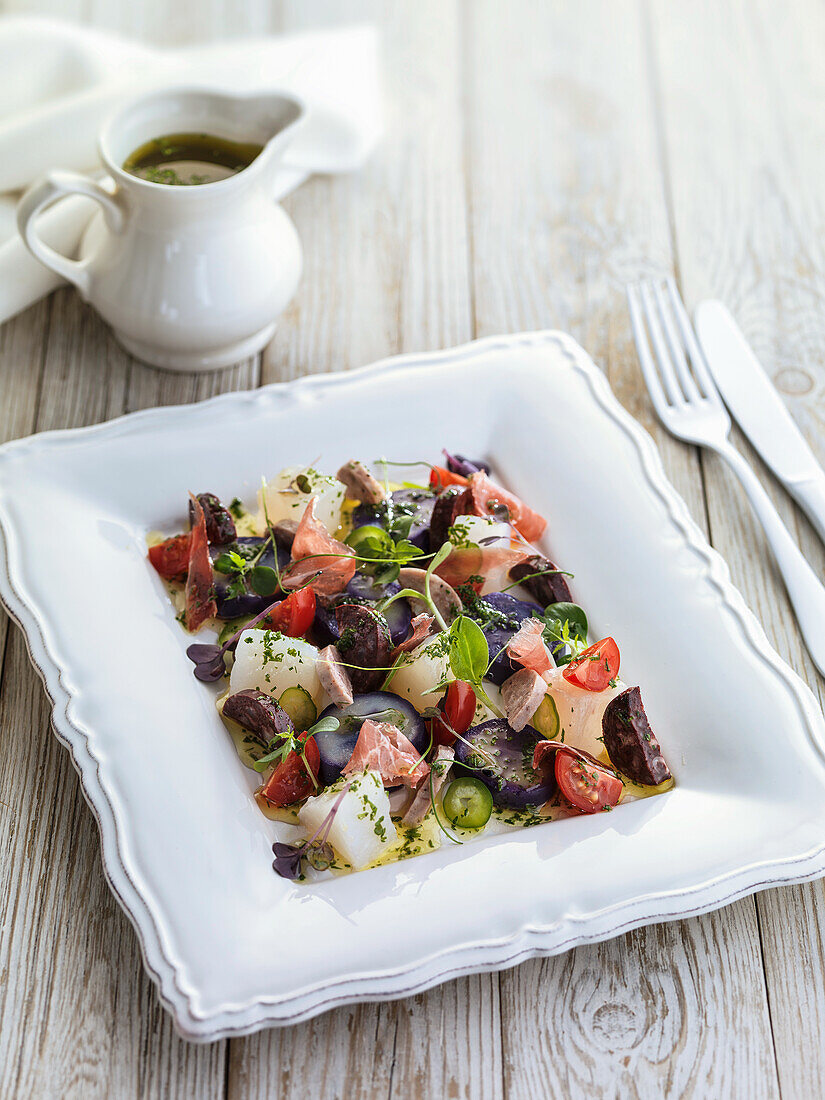 Kabeljau-Wurst-Salat
