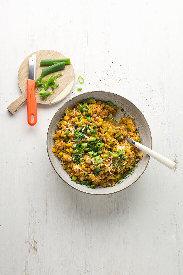 Wheat 'risotto' with ham, sweetcorn and peas
