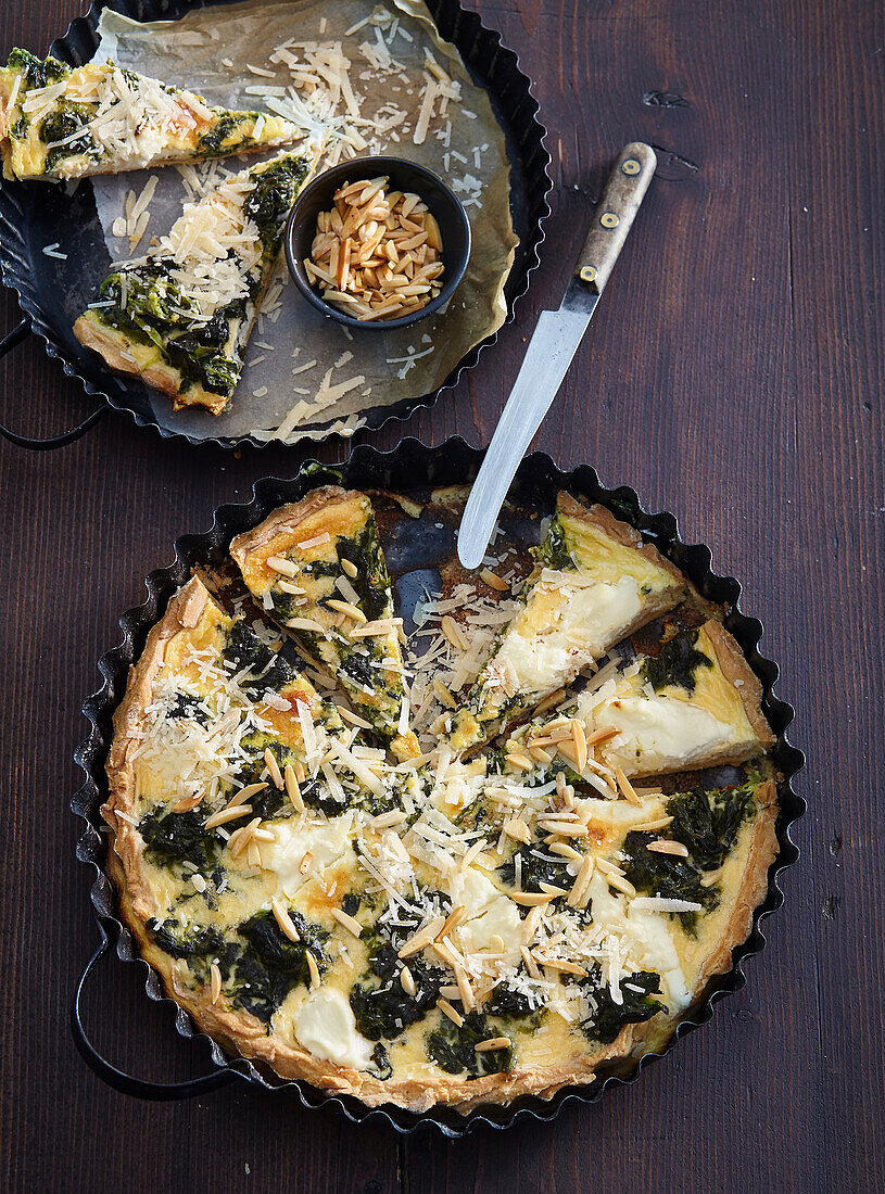 Crispy quiche with spinach and cream