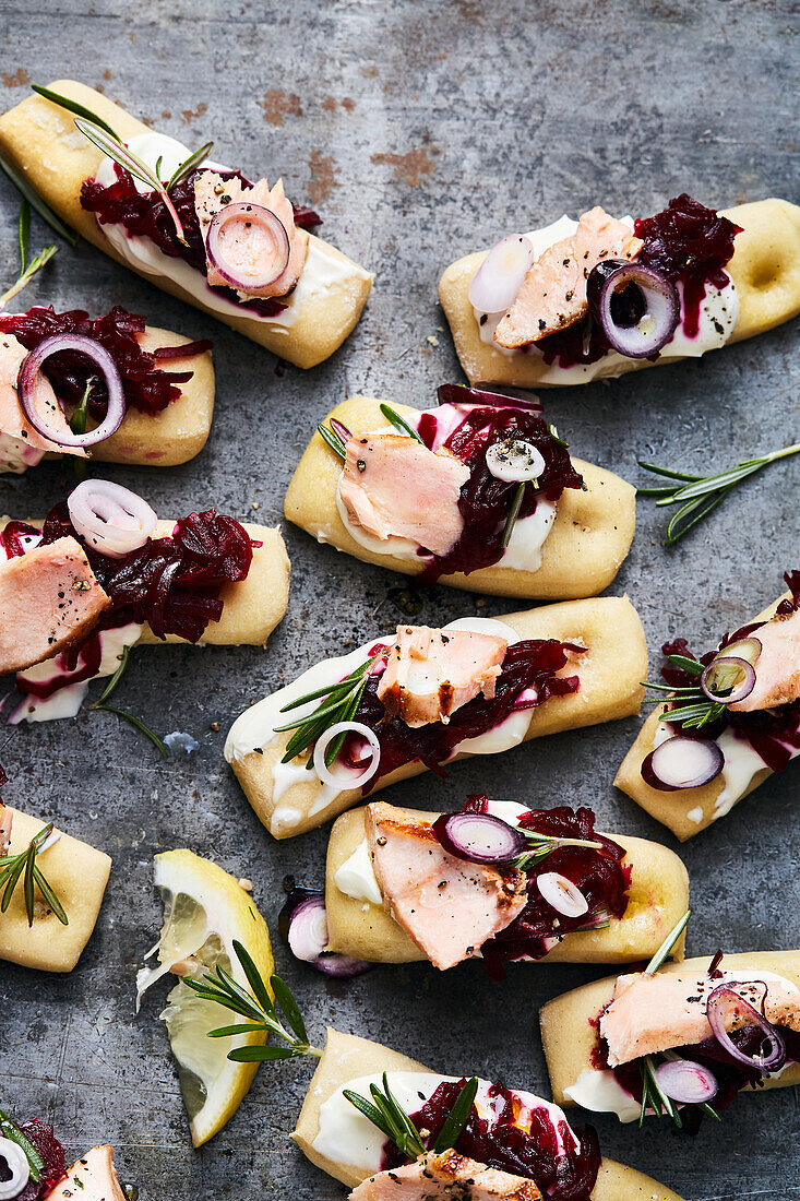 Mini focaccias with roasted salmon and beetroot