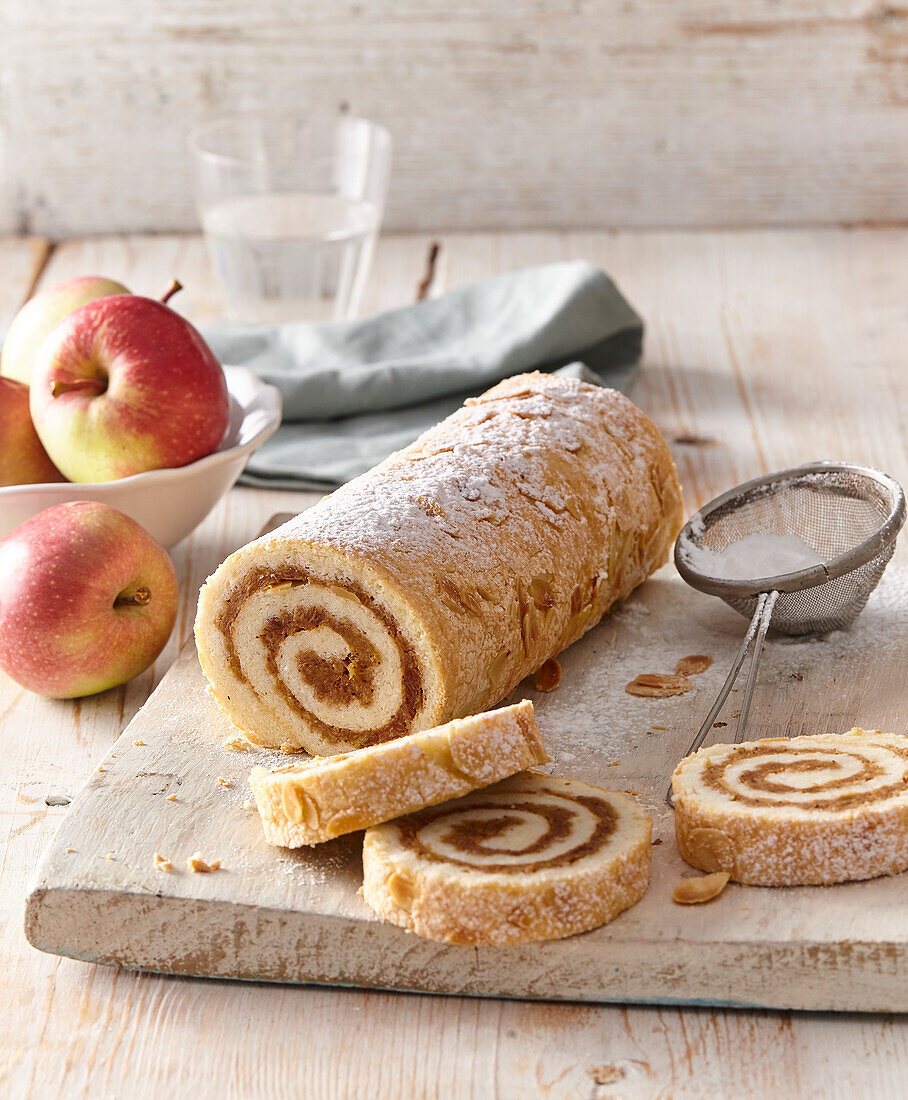 Apple roll