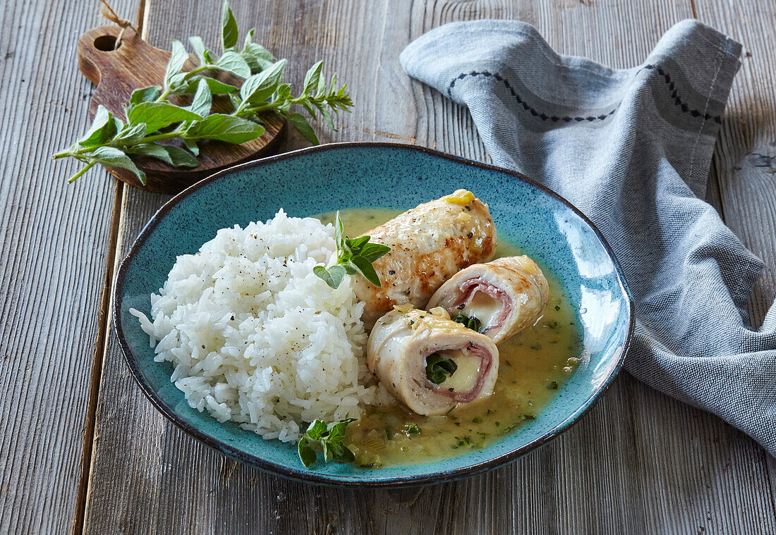 Hähnchenröllchen gefüllt mit Mozzarella