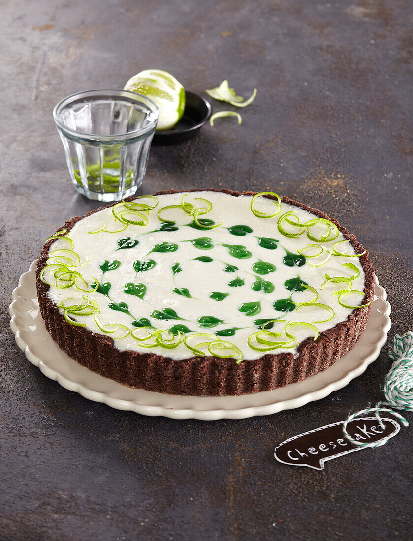 Cheesecake with green hearts