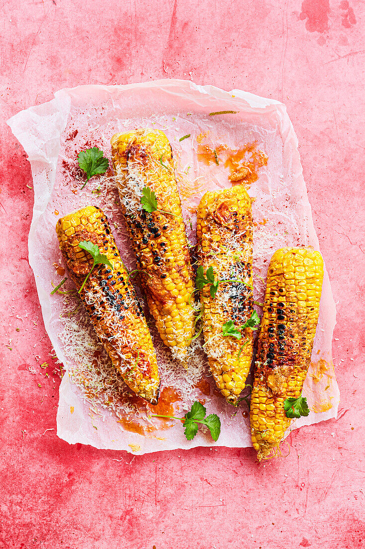 Zuckermais mit geräuchertem Paprika und Limettenbutter