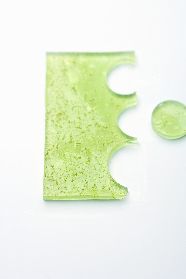 Lime-green tea jelly