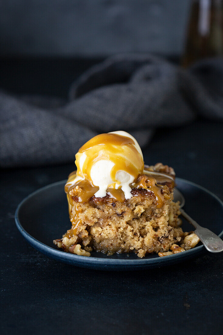 Sticky toffee pudding with ice cream