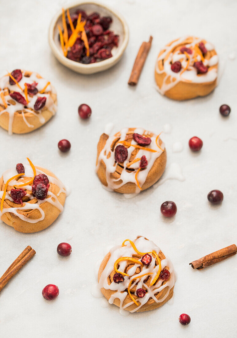 Yeast rolls with cranberries and orange zest