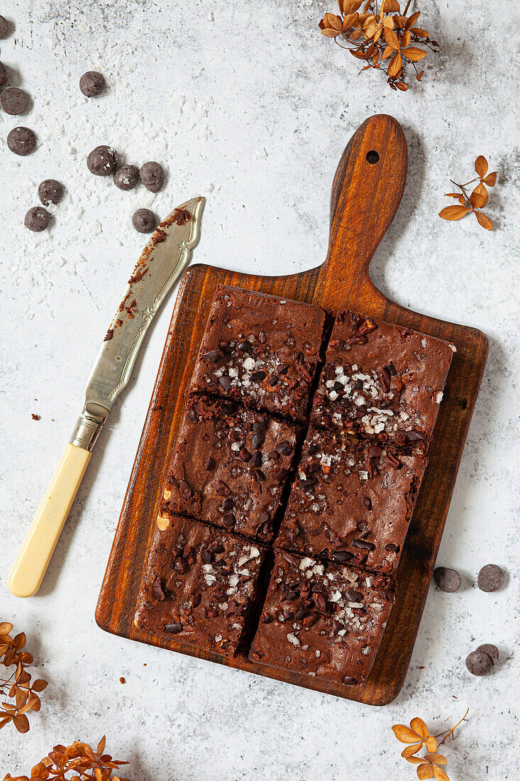 Brownies mit Meersalz und Kakaonibs