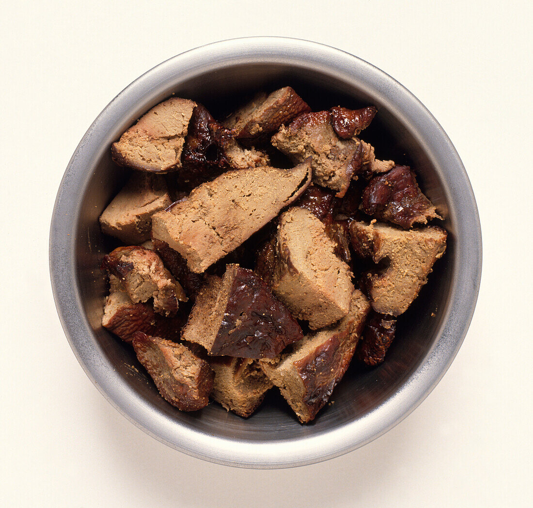 Liver chunks in a bowl