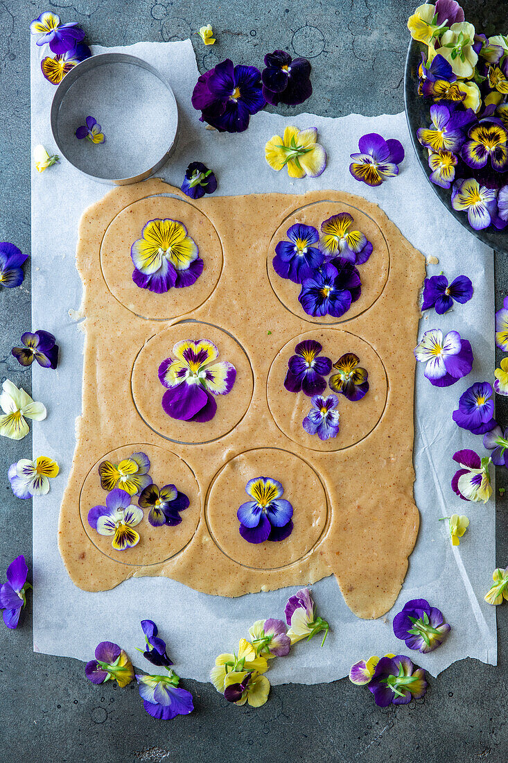 Viola cookies in the making