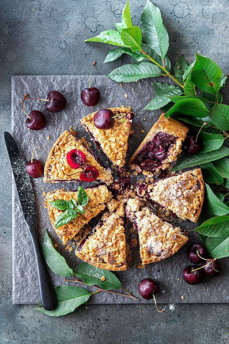 Cherry crumble cake