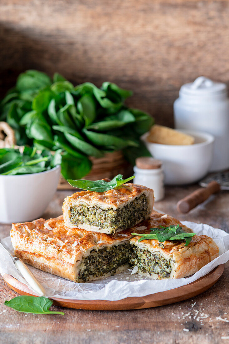 Spinach pie wih cheese