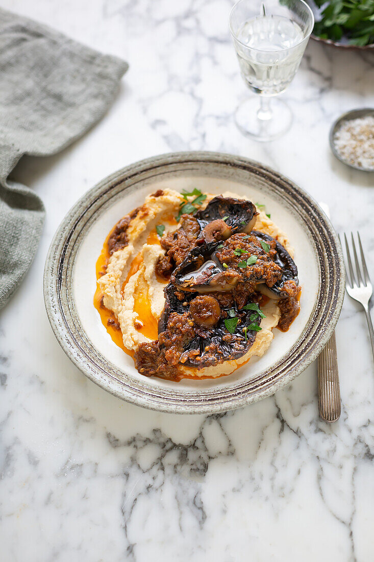 Roasted black mushrooms with mash