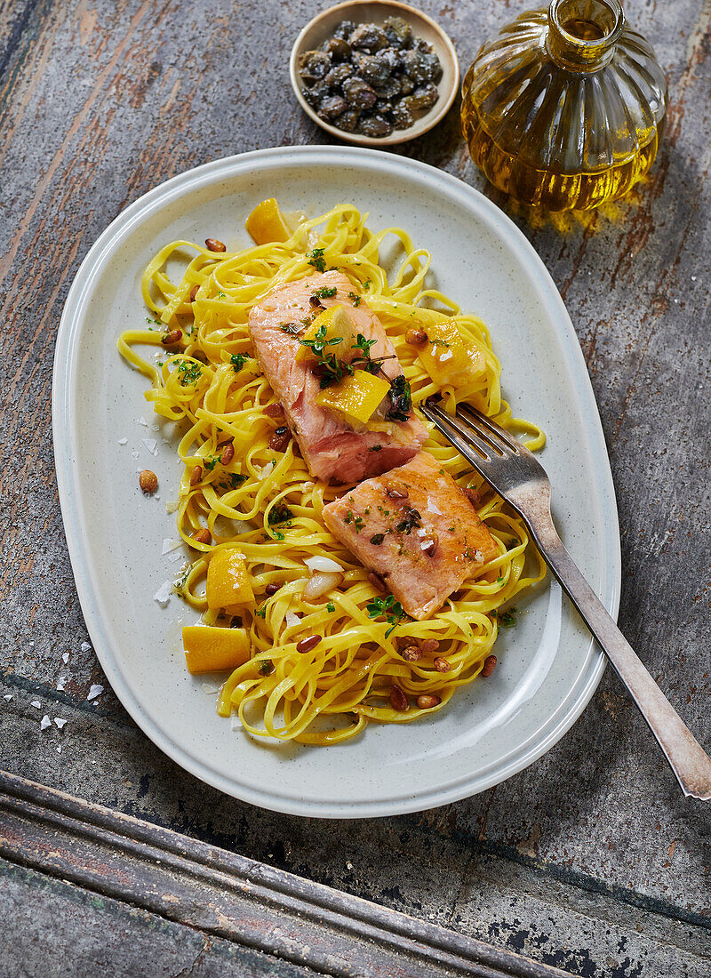 Lemon tagliatelle with lemon salmon