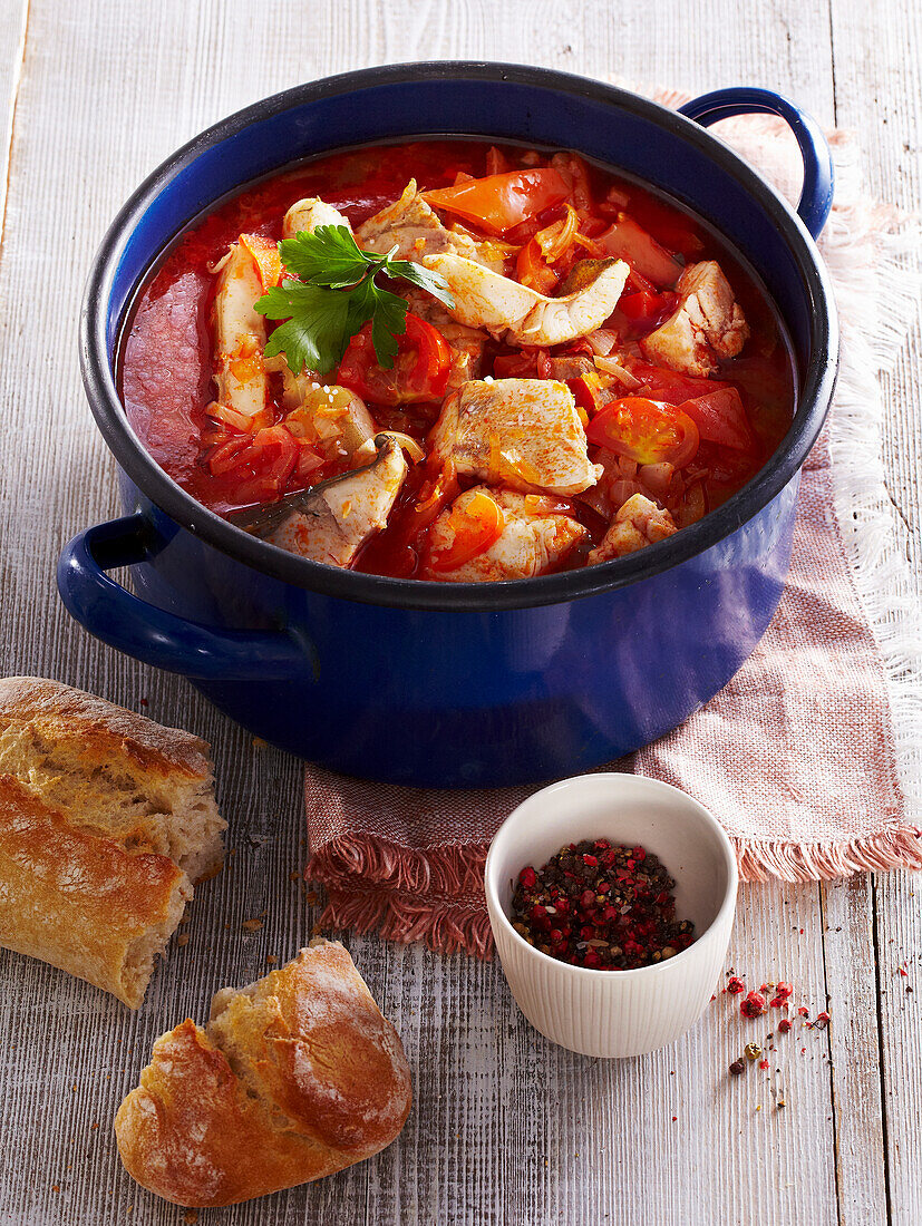 Halászlé (Hungarian fish soup)