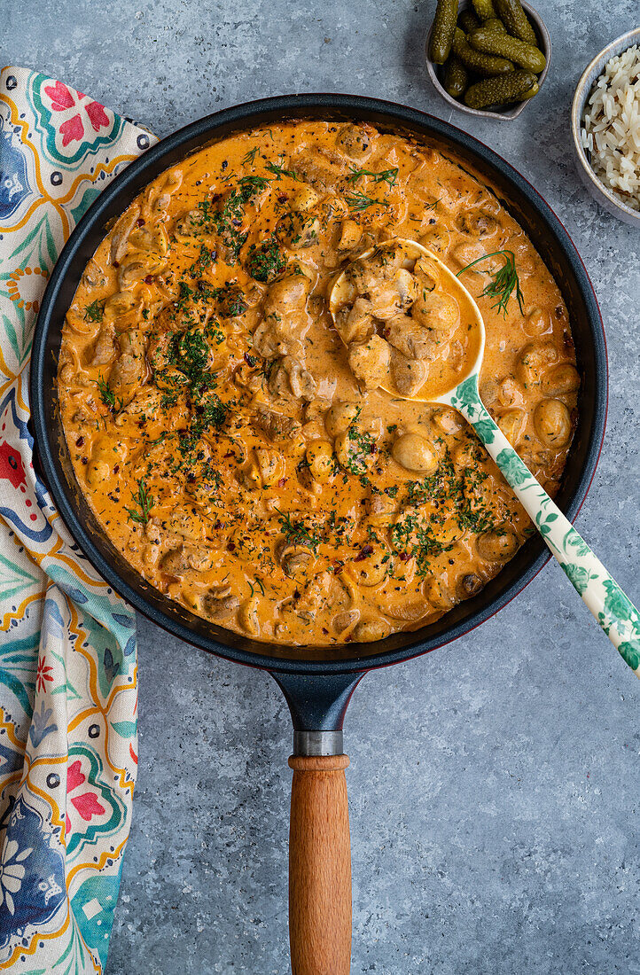 Stroganoff mit Schweinefleisch