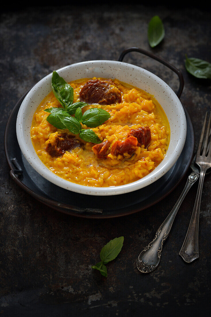 Kürbisrisotto mit getrockneten Tomaten