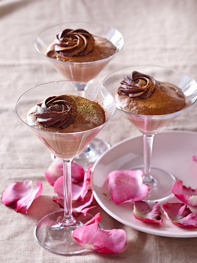 Mousse au chocolate with whiskey