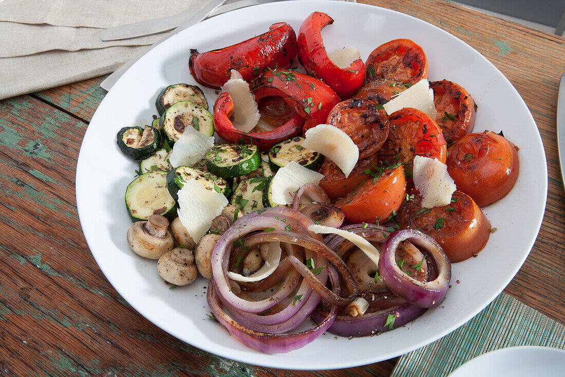 Gegrilltes Gemüse mit italienischen Gewürzen