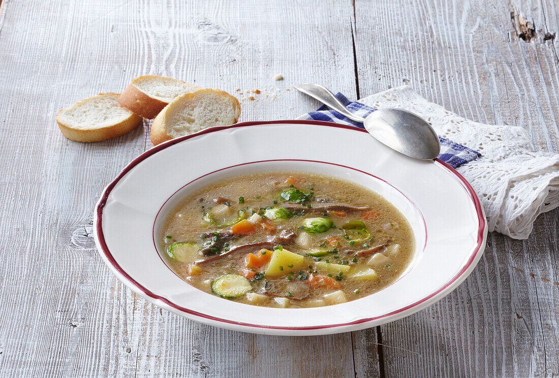 Potato soup with dried mushrooms