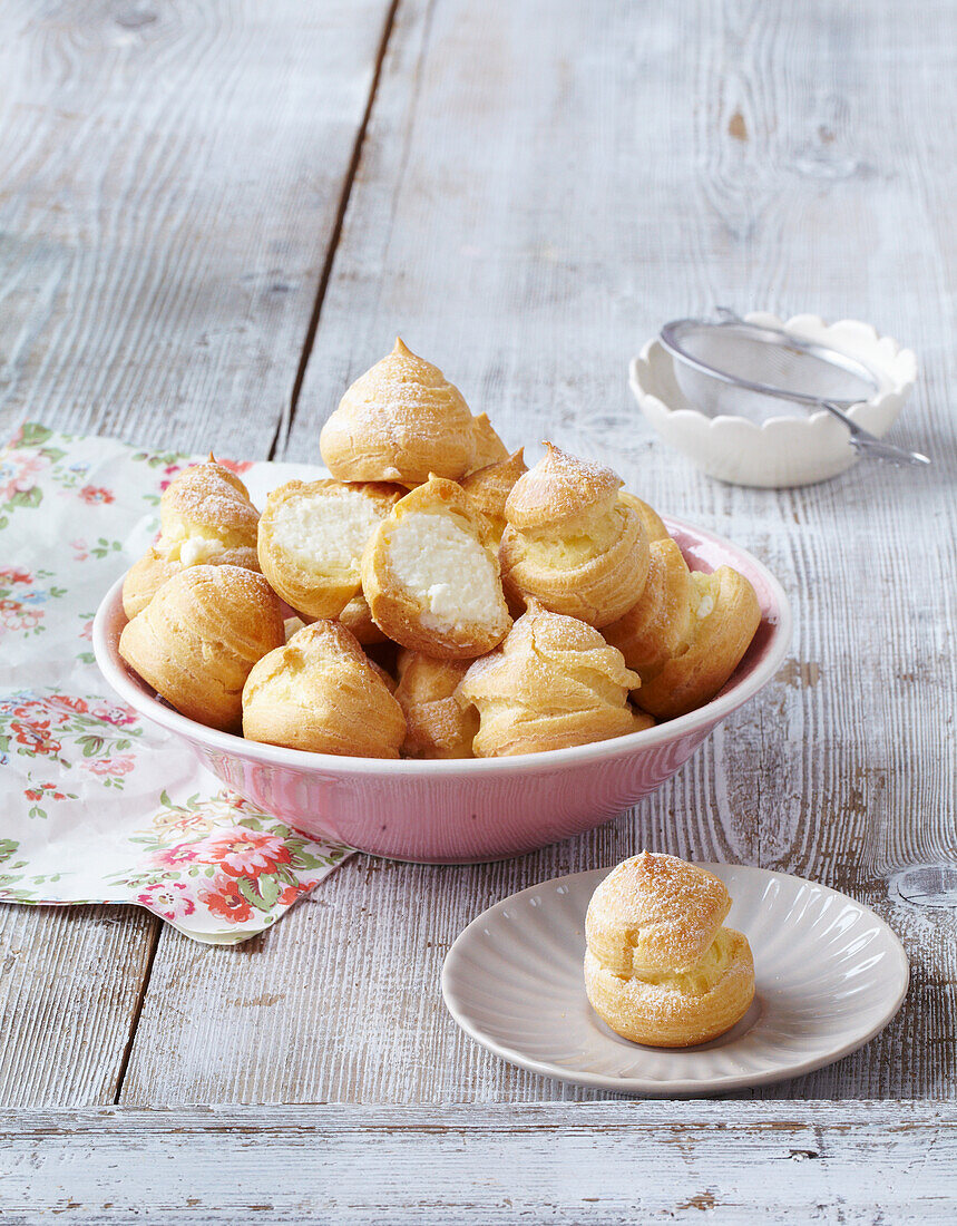 Profiteroles