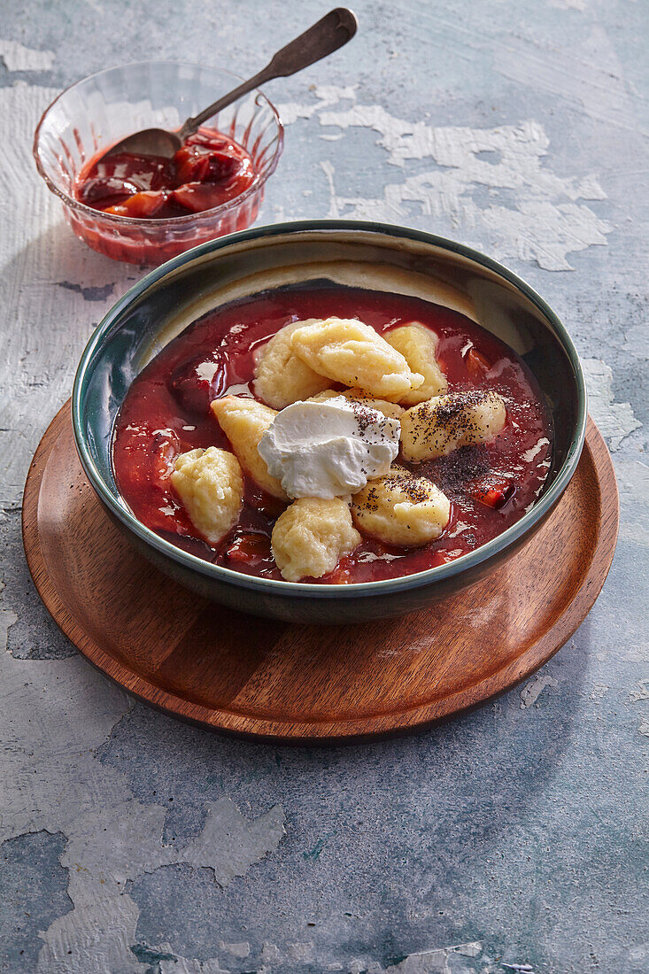 Quark gnocchi with plum sauce