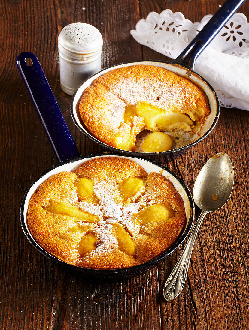 Baked pear pudding