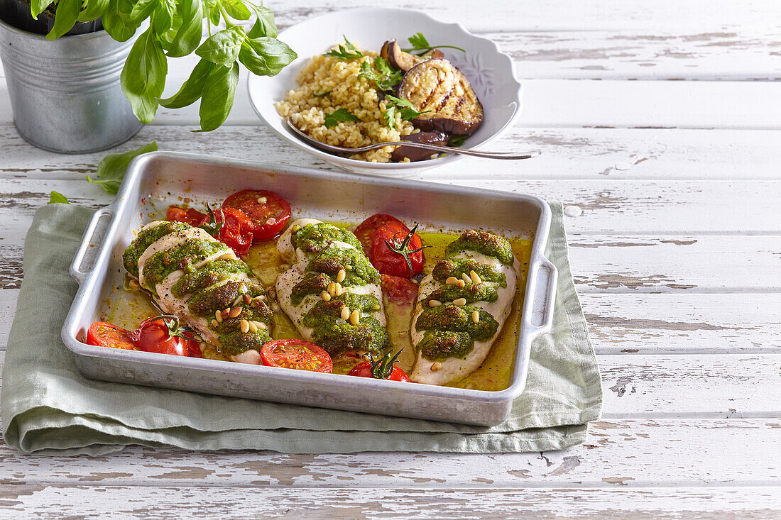 Gratinated chicken breast with pesto