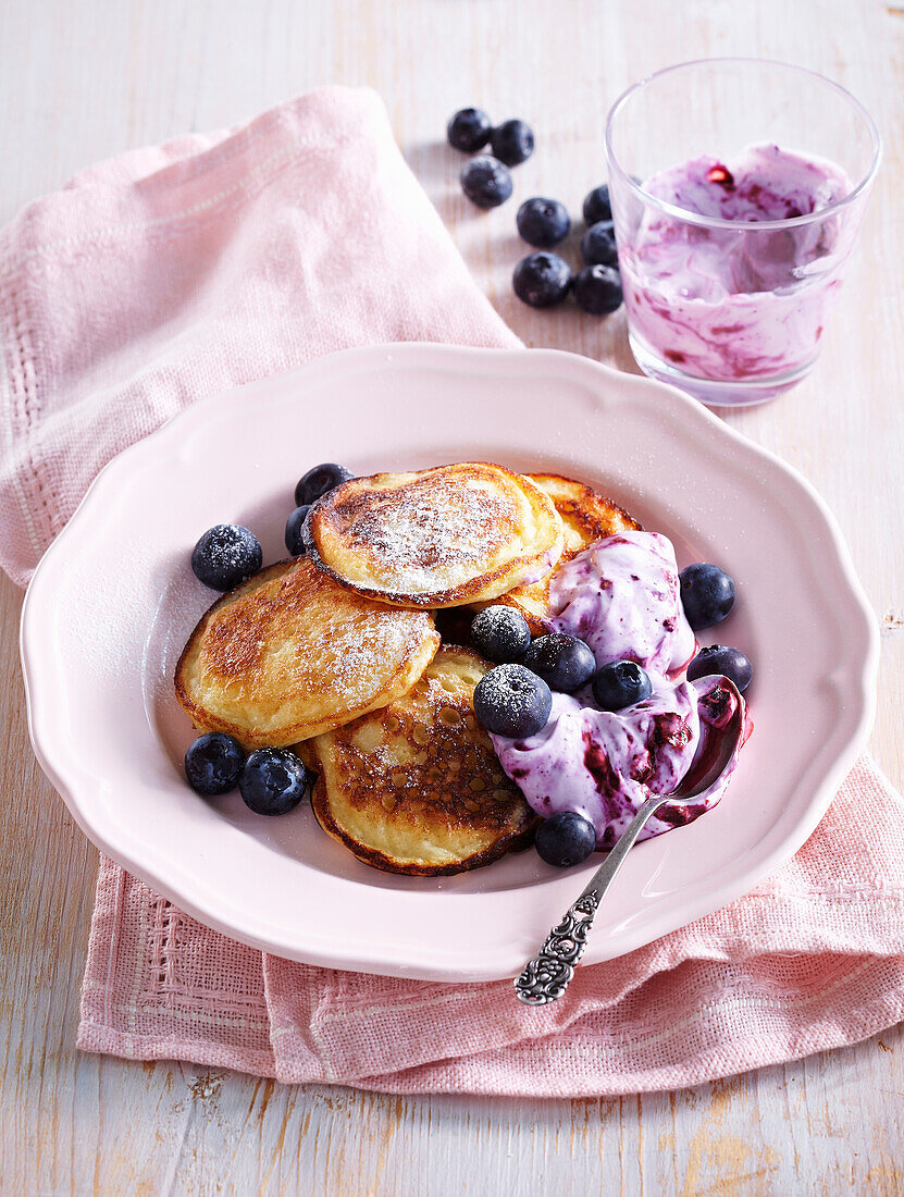 Ricotta pancakes with blueberries