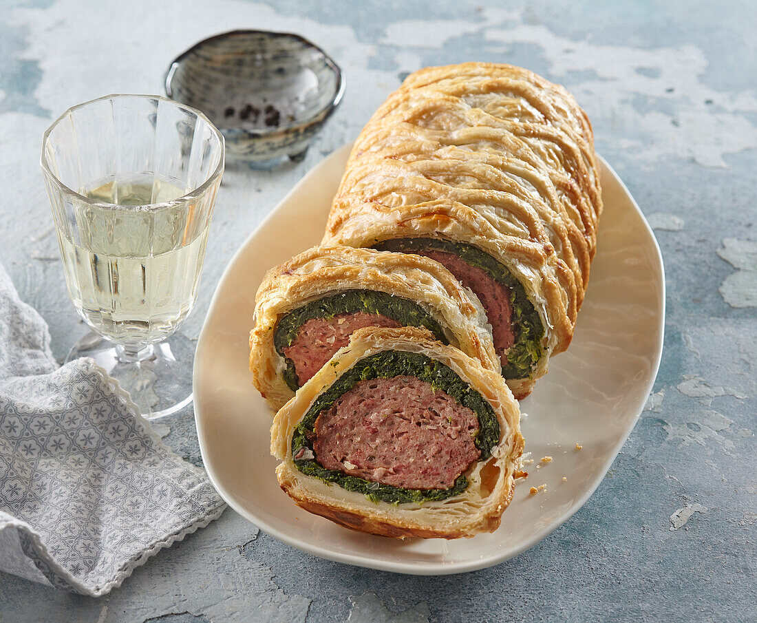 Meat loaf in puff pastry