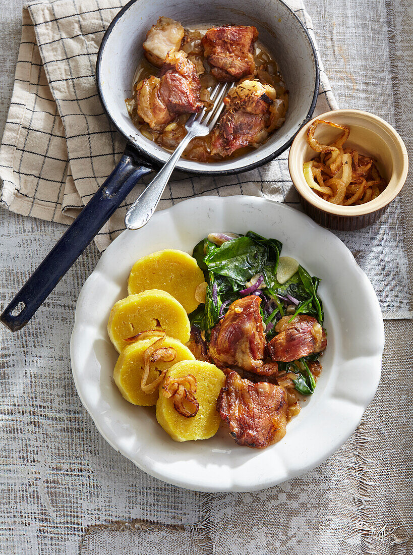 Roasted pork bites with spinach