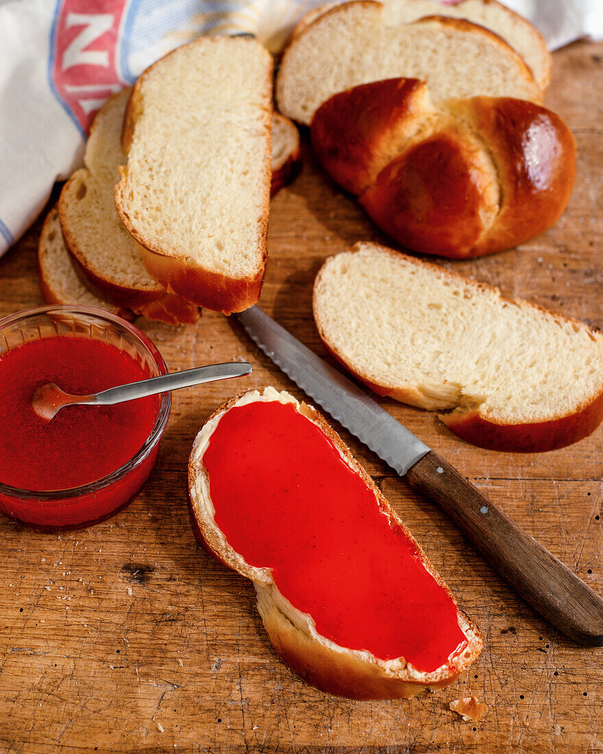 Potato challah with jam