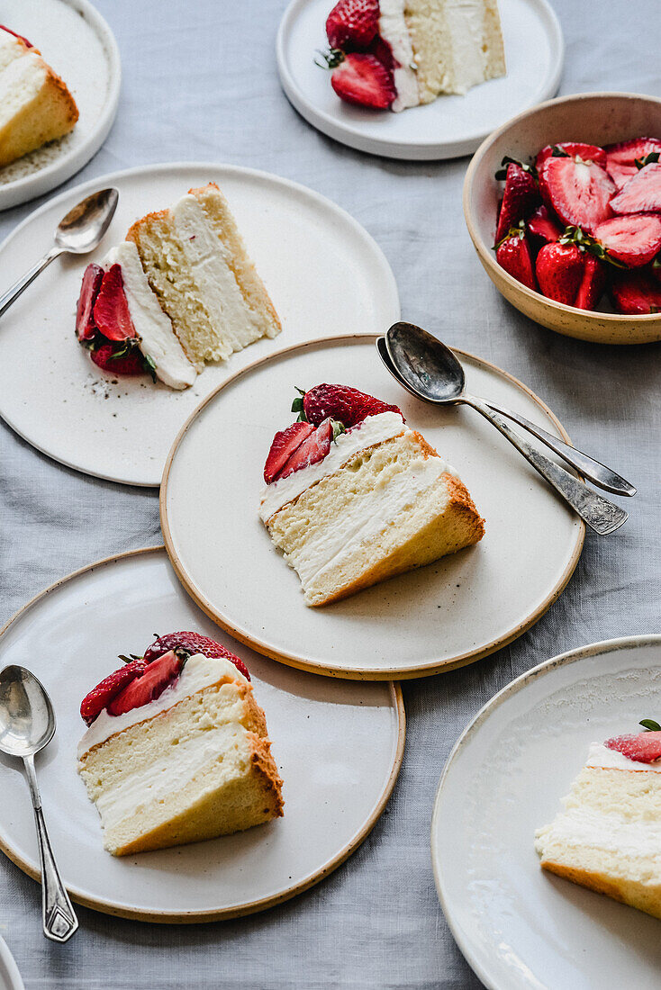 Mascarponetorte mit Erdbeeren