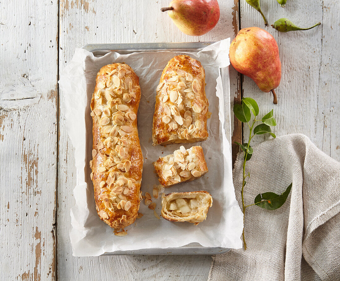 Puff pastry strudel with pears and marzipan