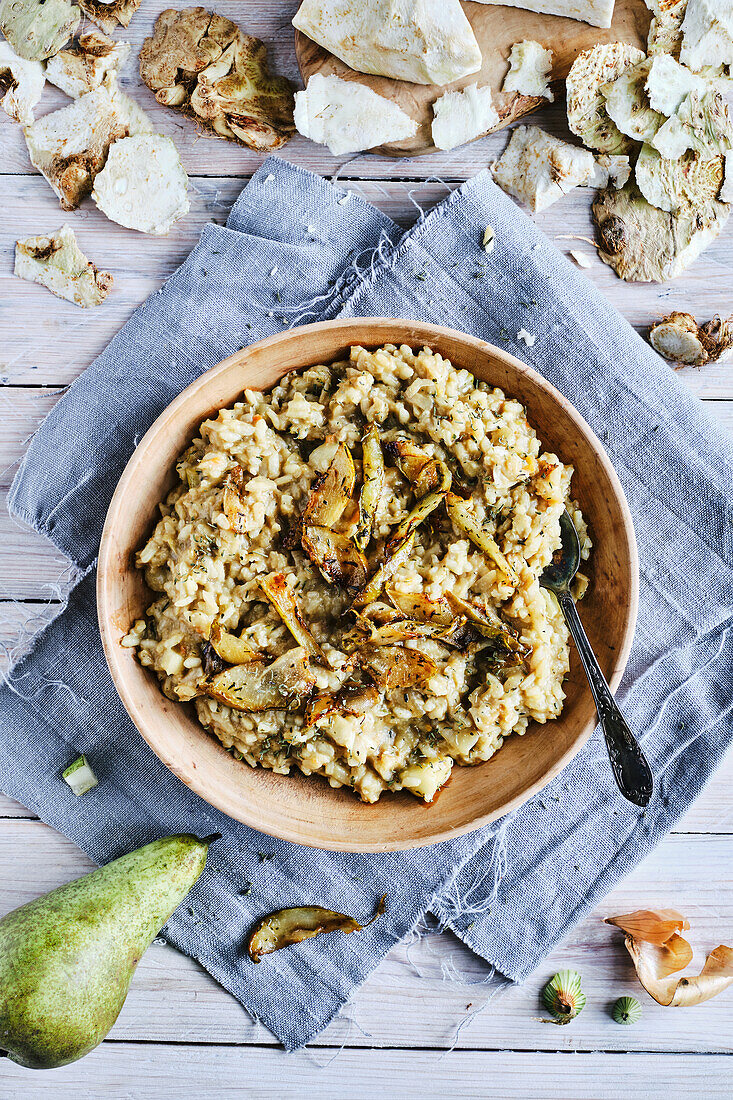 Veganes Sellerie-Risotto mit Birne