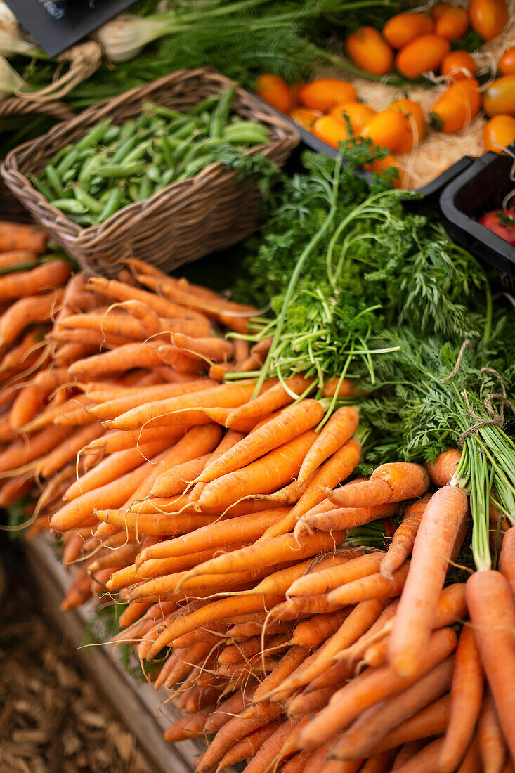 Fresh carrots at a farmers' market