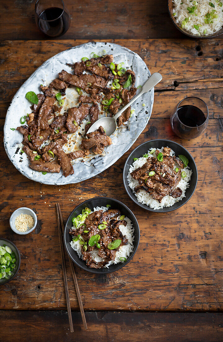 Rindfleisch Bulgogi mit Reis (Korea)